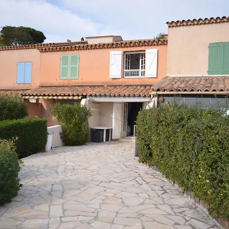 Casa de Férias Maison Les Issambres, 3 Pieces, 4 Personnes - Fr-1-632-29
